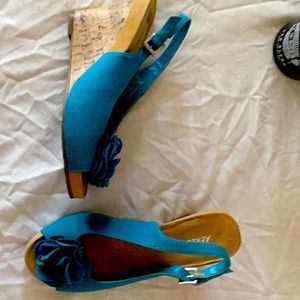 Turquoise sling back wedges